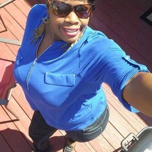 Meet your Posher, Karla